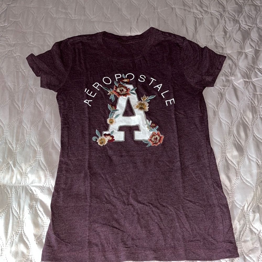 Aeropostal tee shirt